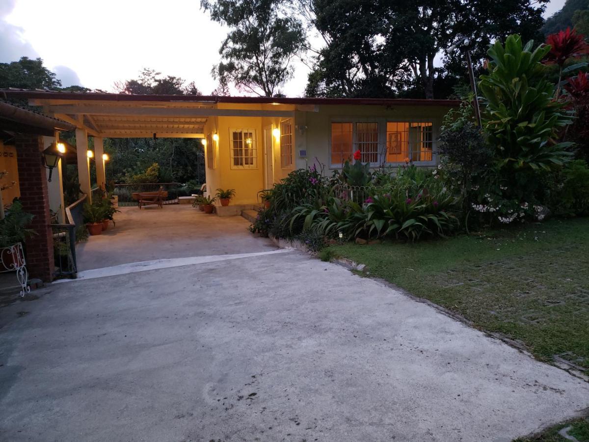 Villa San Antonio - El Valle De Anton Exterior photo